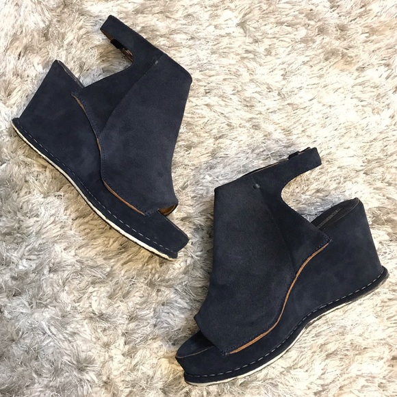 Alberto Fermani Aleria Allover Suede Wedge - Picture 2 of 8